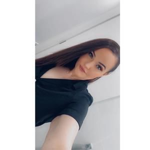 Meet your Posher, Breeana